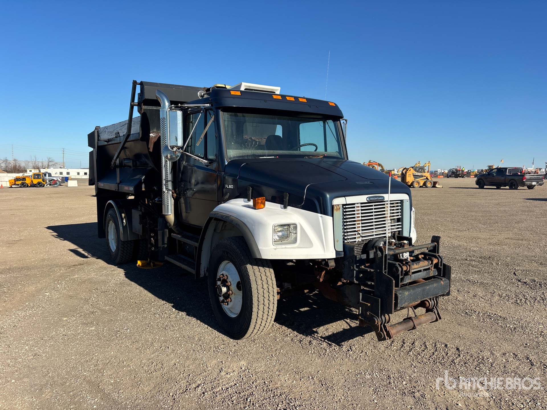2003 Freightliner FL80