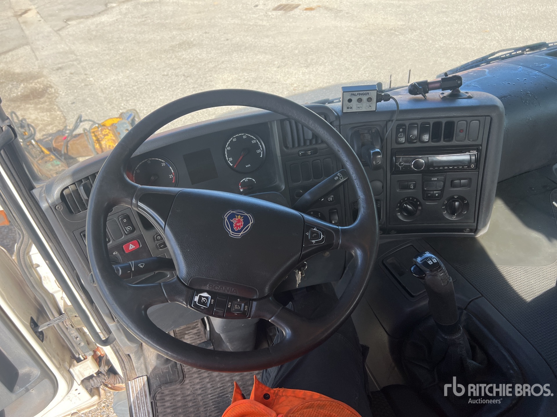 2011 Scania P400