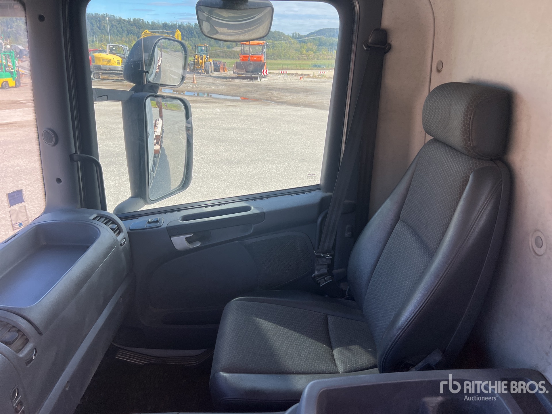 2011 Scania P400