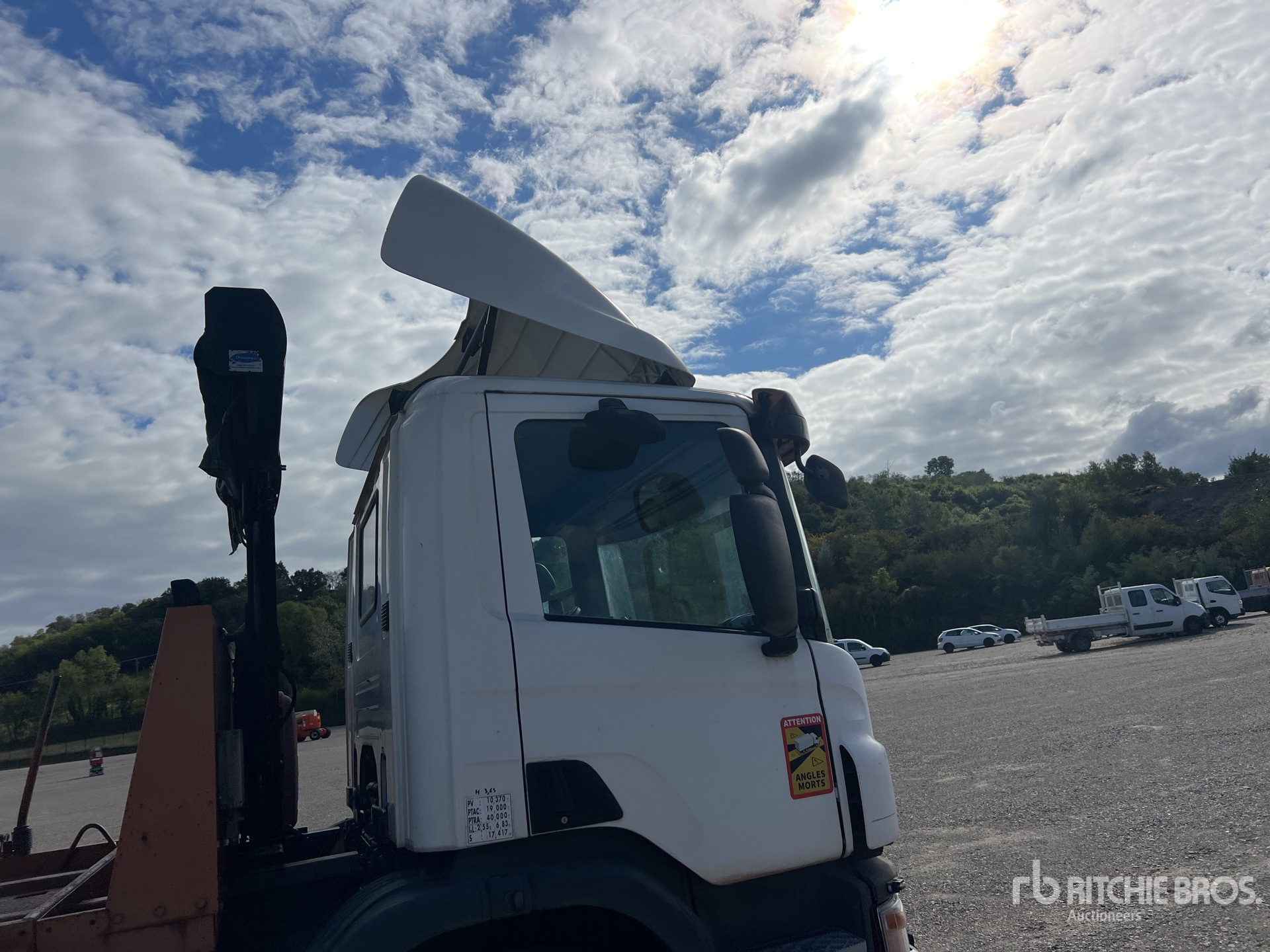 2011 Scania P400