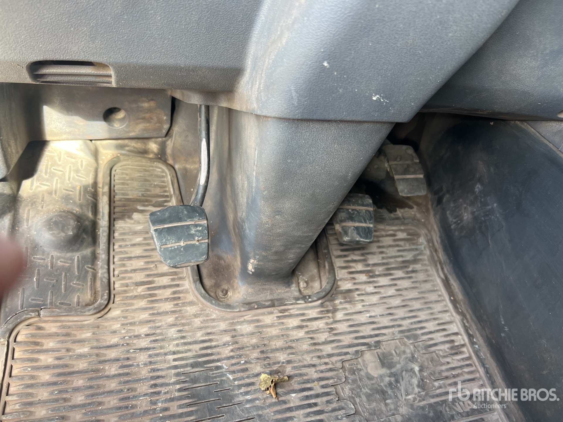 2011 Scania P400