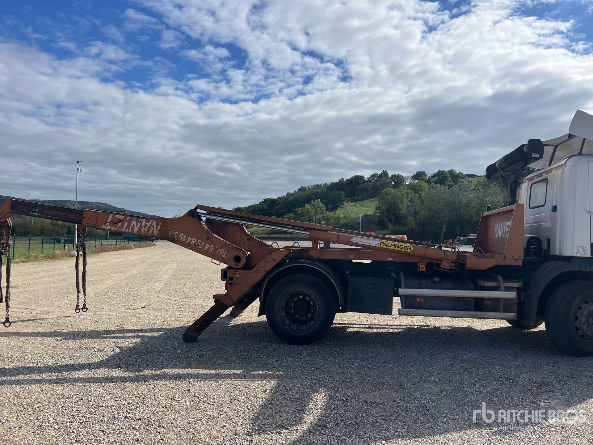 2011 Scania P400