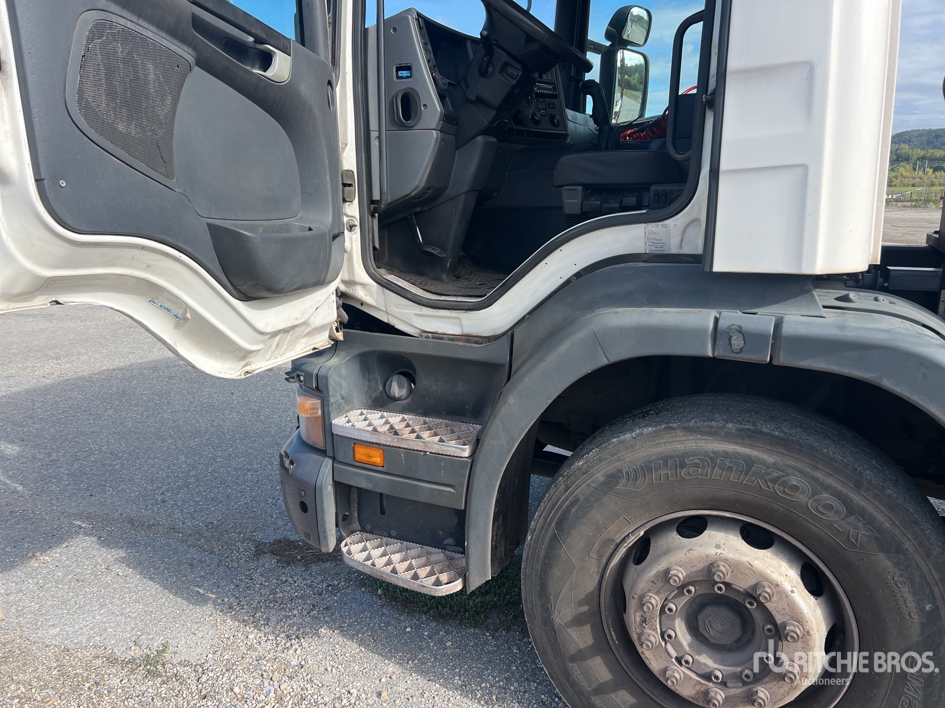 2011 Scania P400