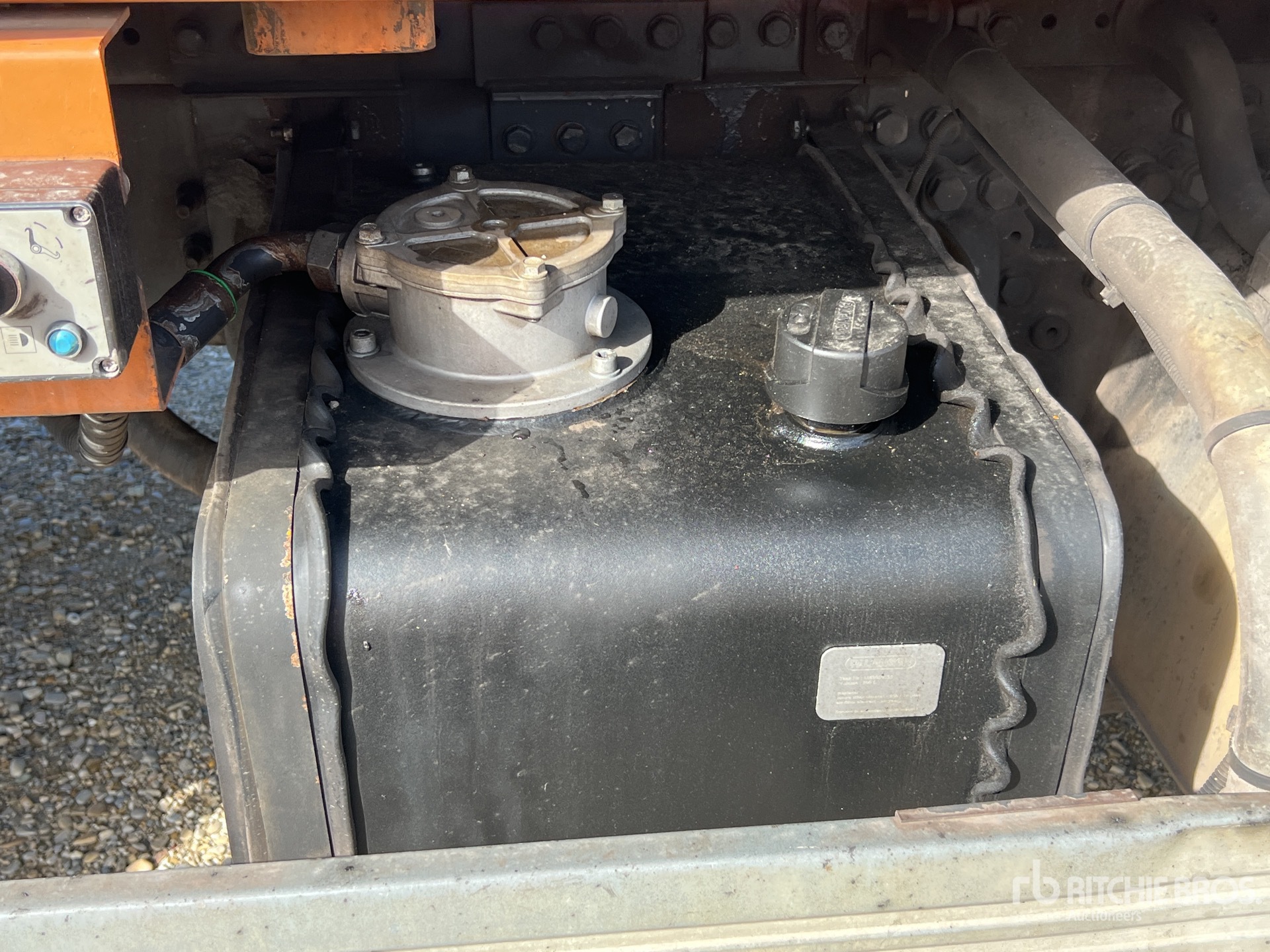 2011 Scania P400