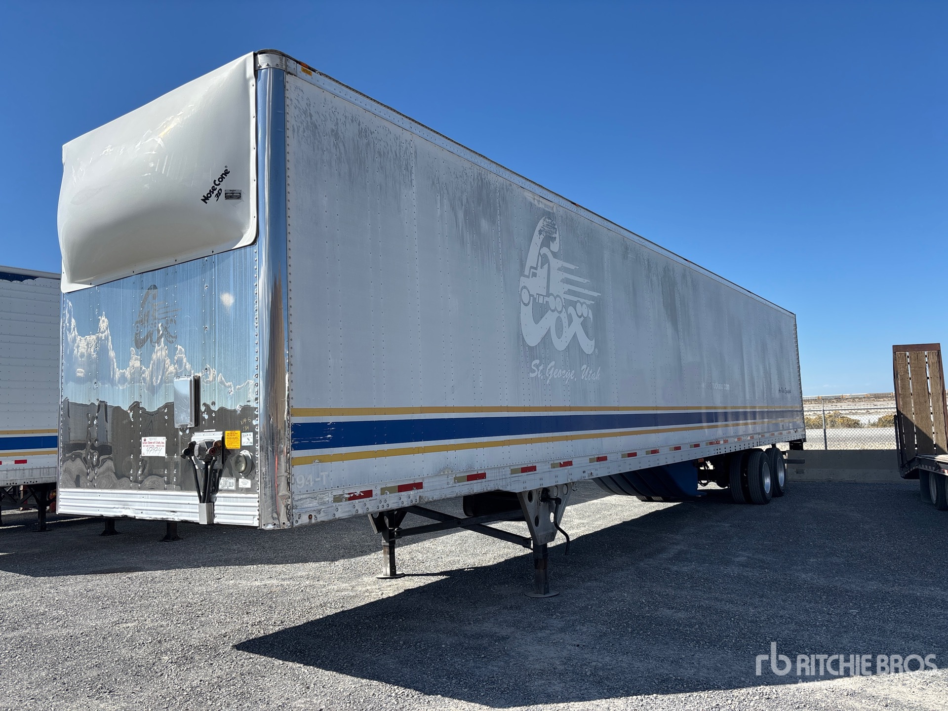 Photo of 2004 Utility 53 ft T/A