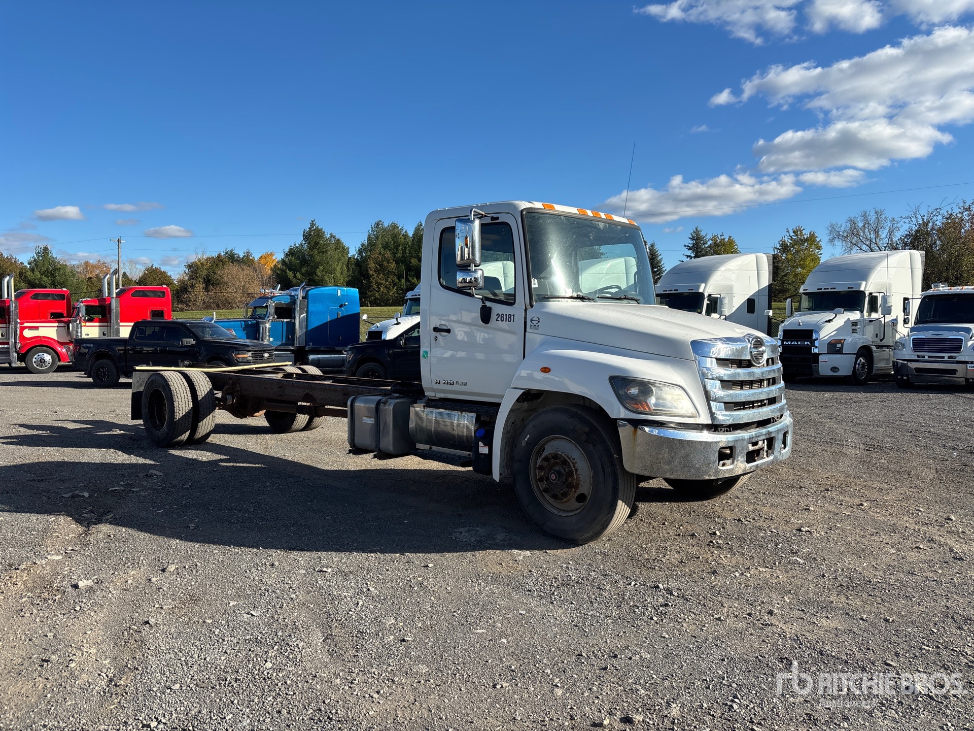 2017 Hino 338