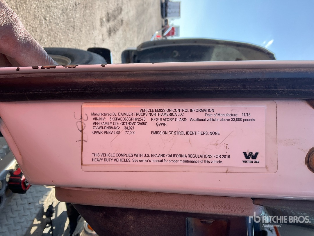 2016 Western Star 4900FA