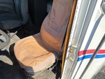 Cab with Seats/armrests