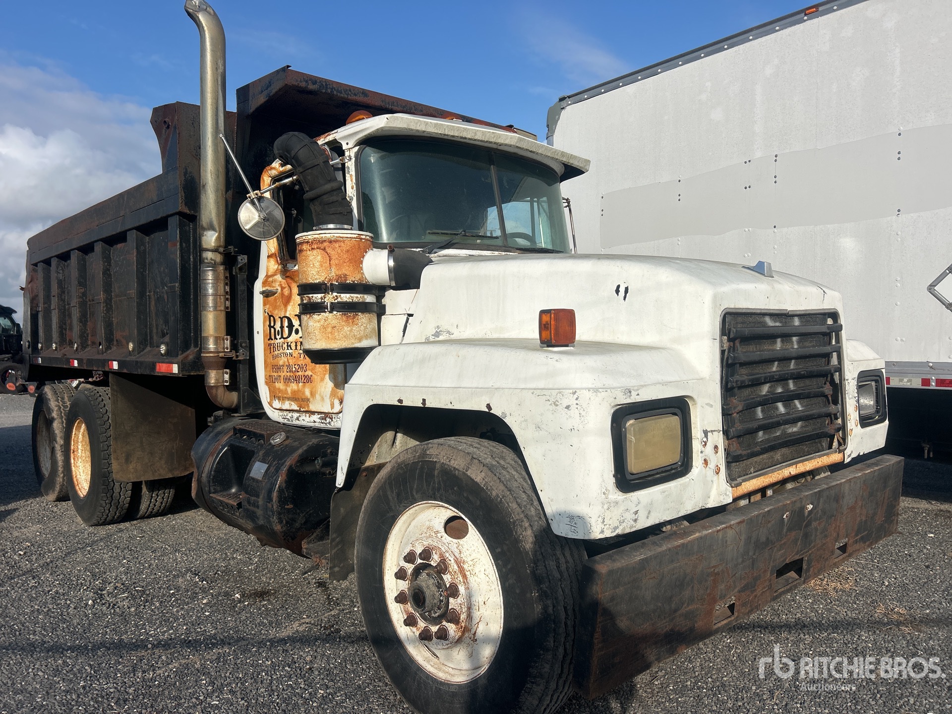 1993 Mack 6X4