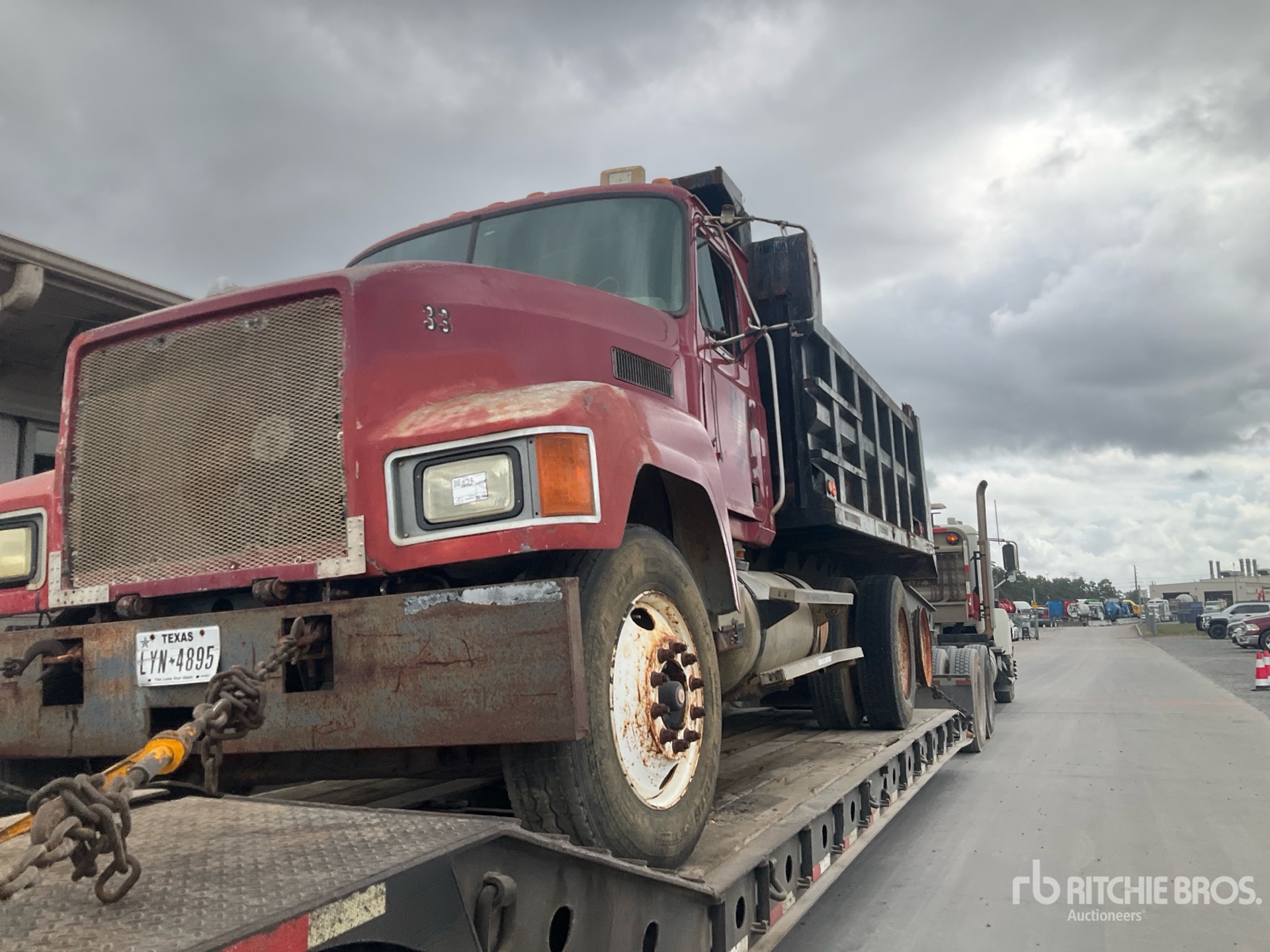 2001 Mack CH613