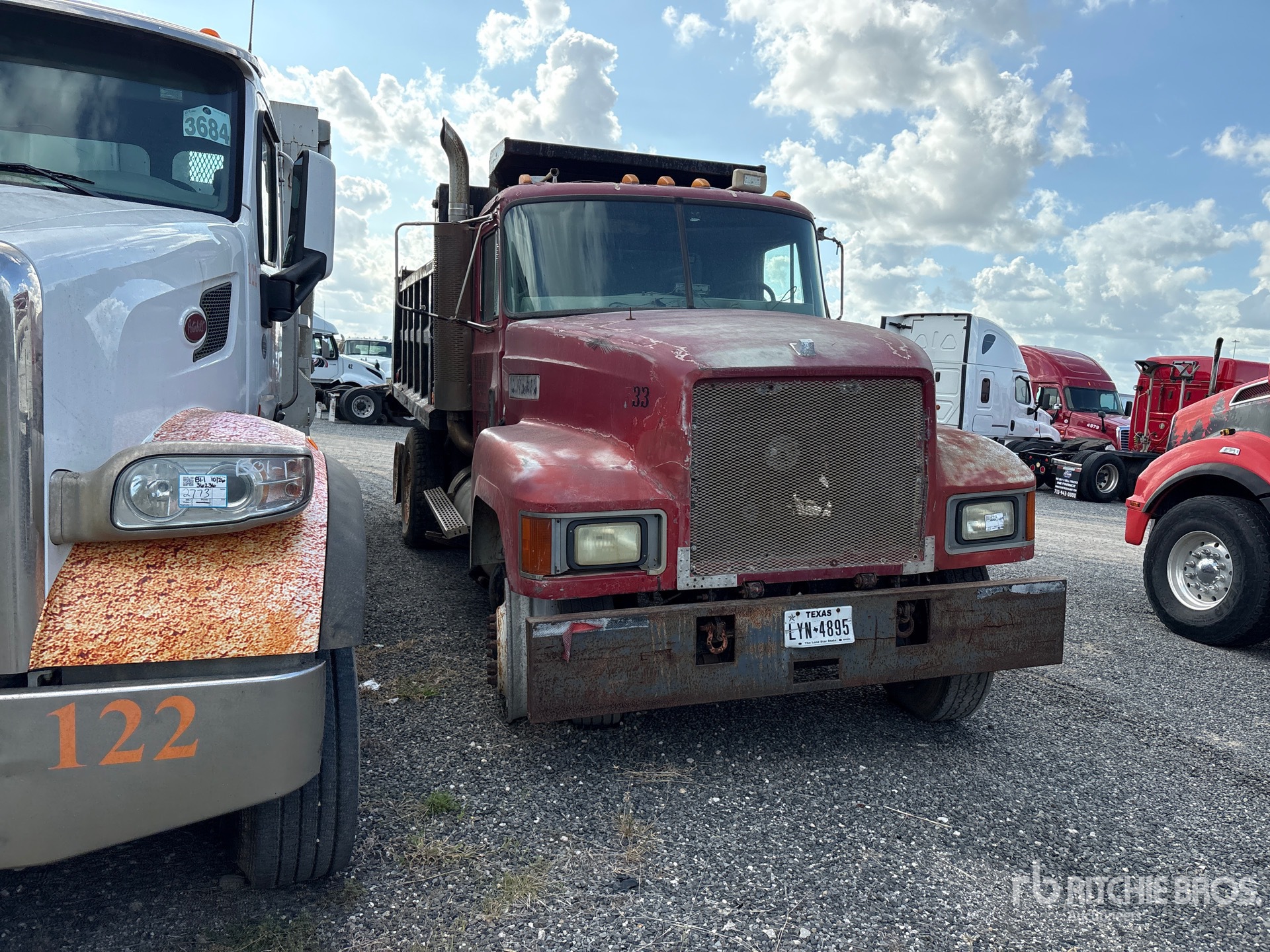 2001 Mack CH613