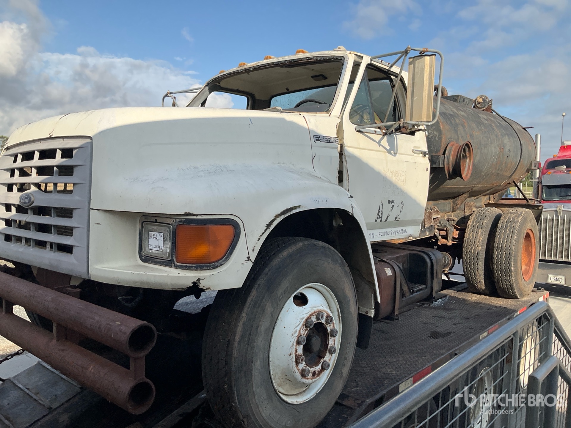 1998 Ford F-800