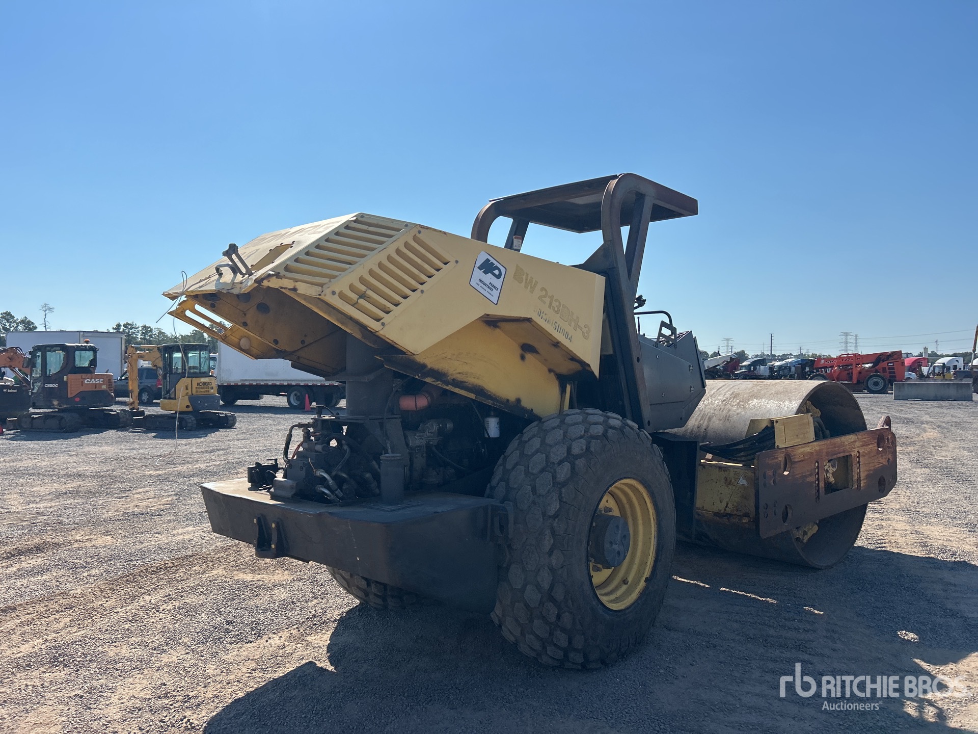2004 Bomag BW213DH-3