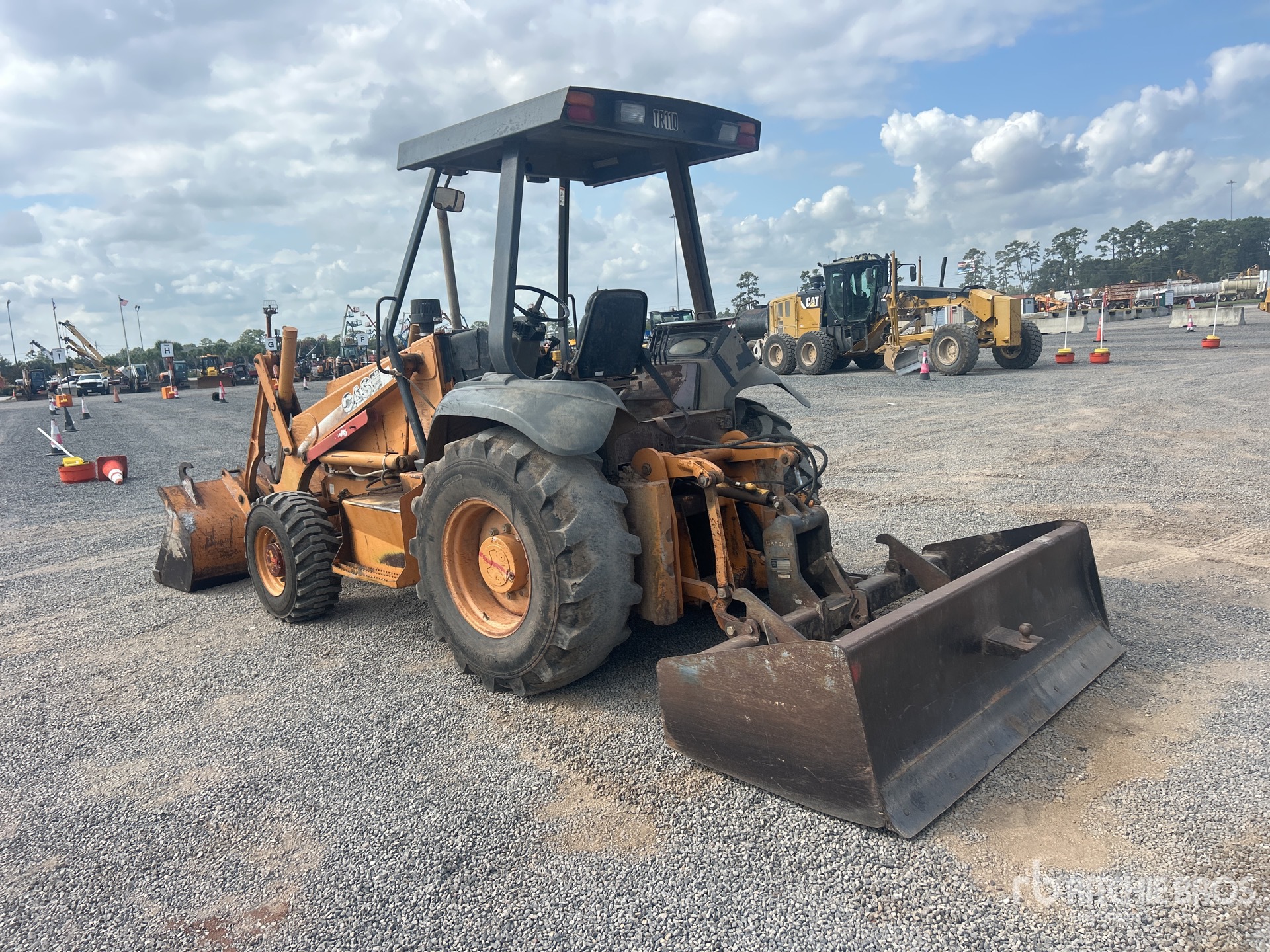 2006 Case 570MXT