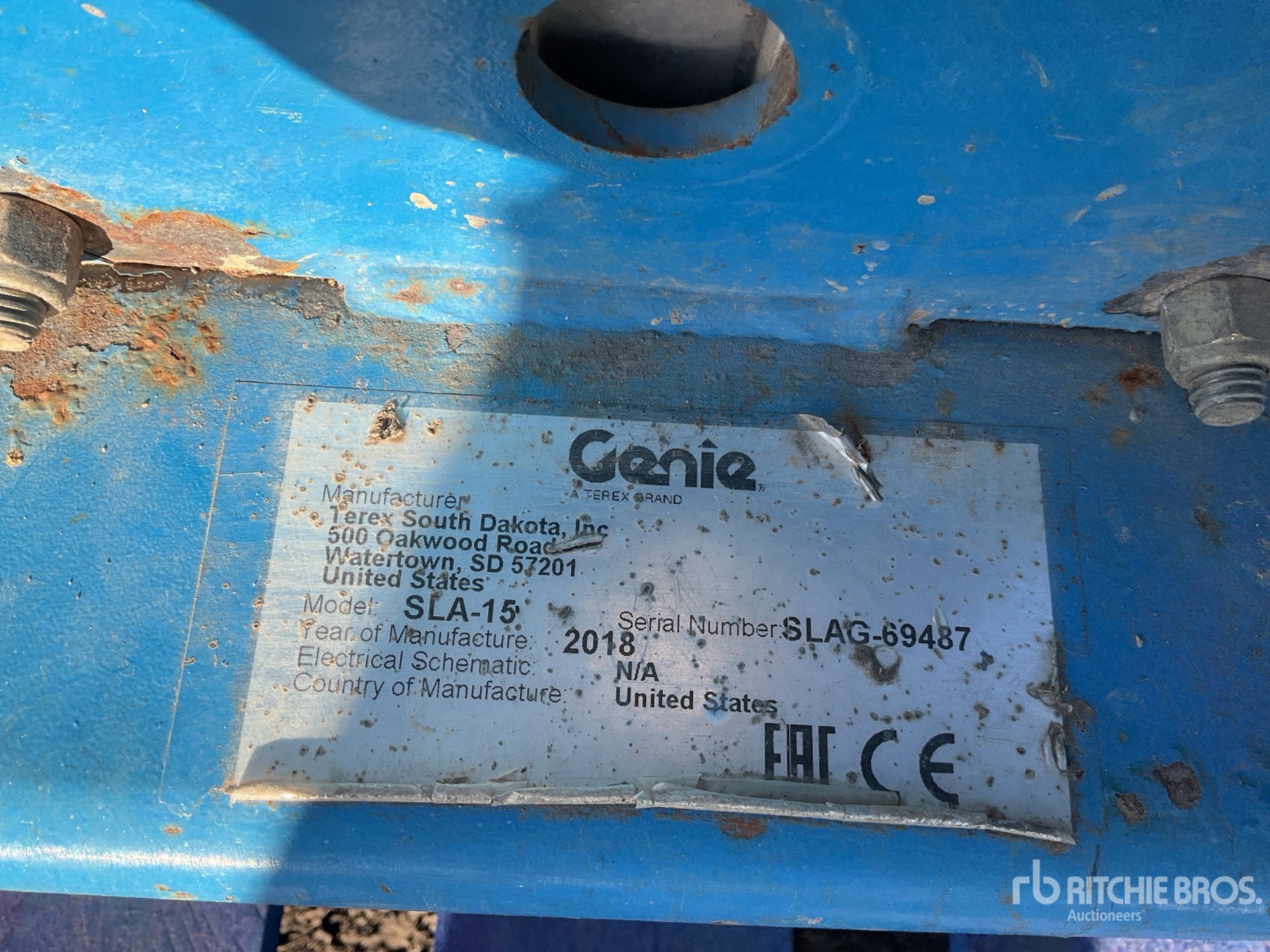2018 Genie SLA-15