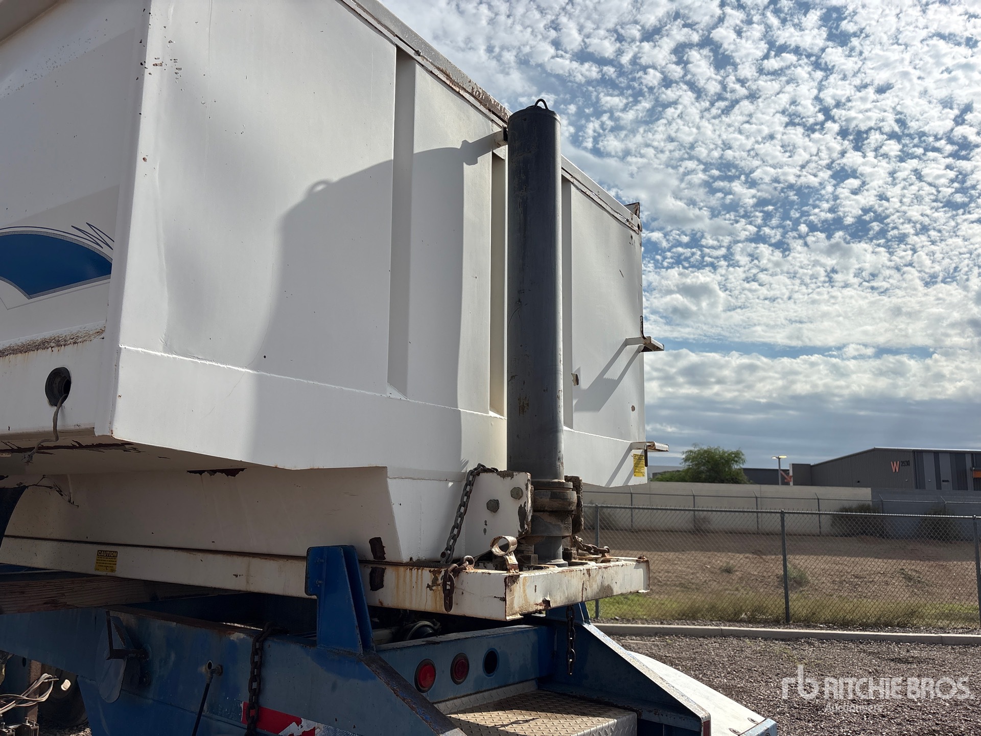 2004 Superior 2/AXLE ROLLBACK