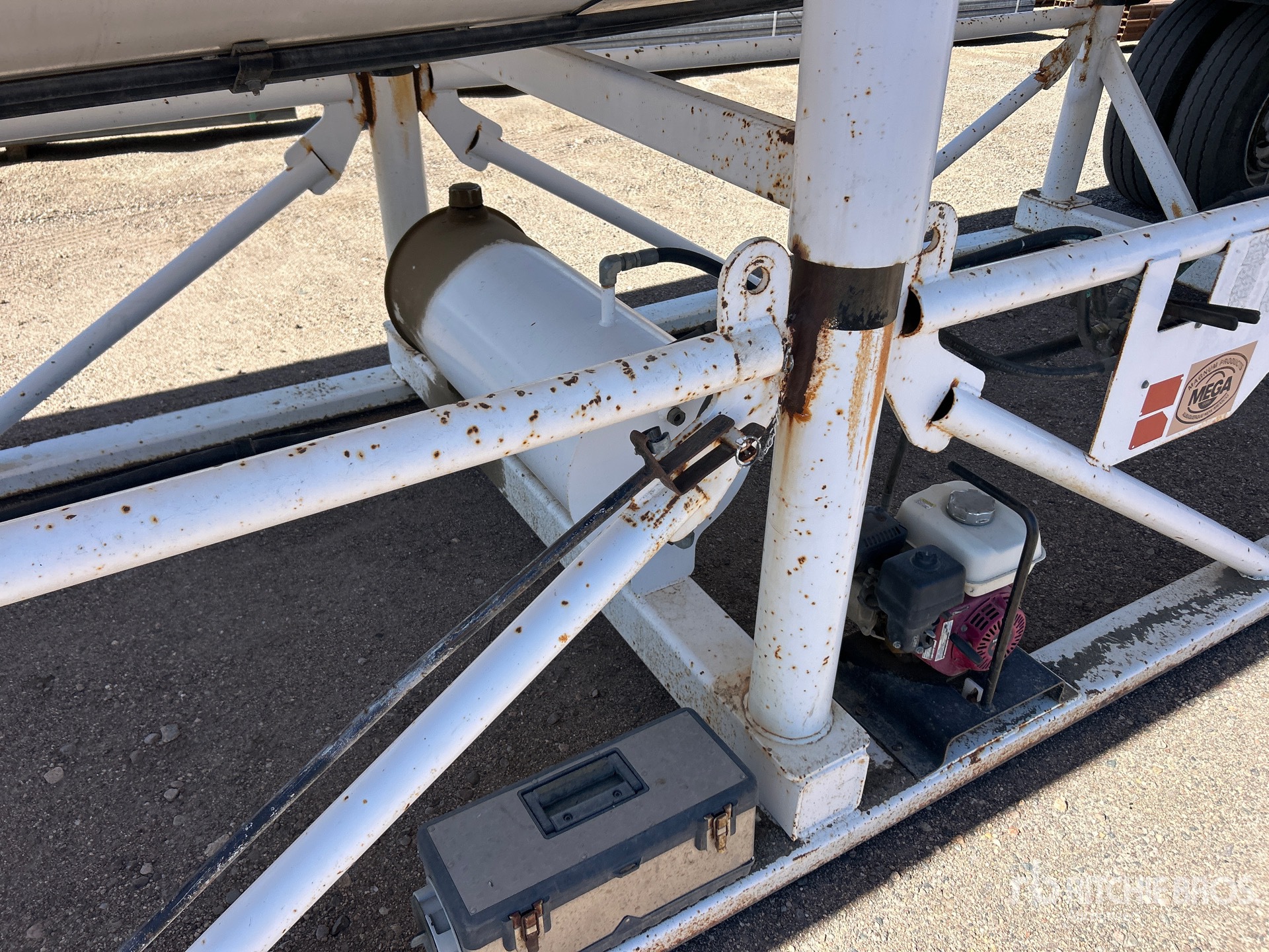 2005 Mega 12000 GAL S/A