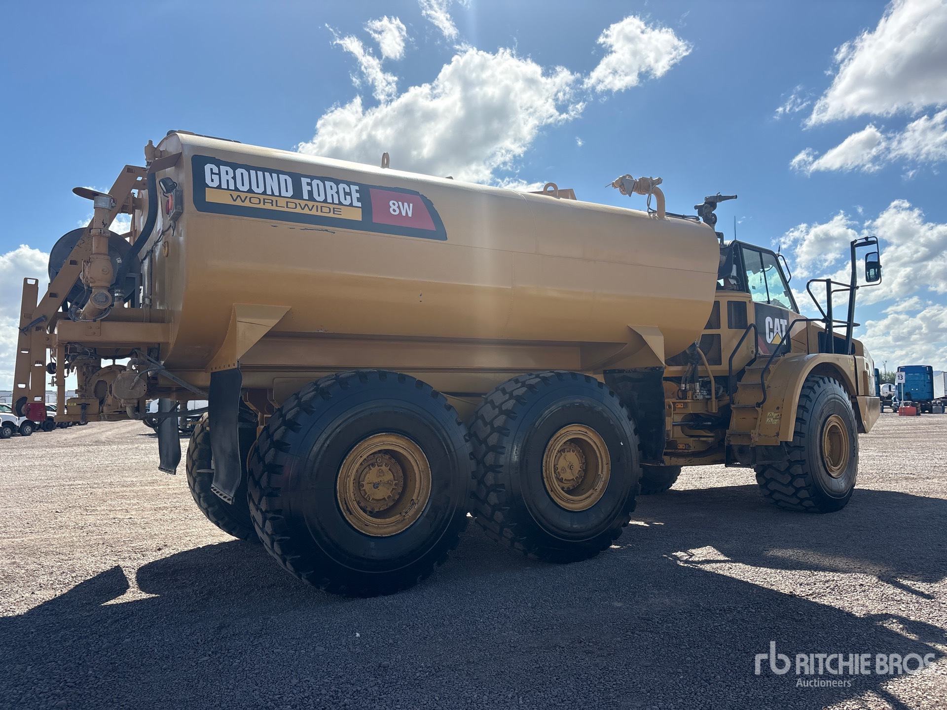 2015 Caterpillar 740B