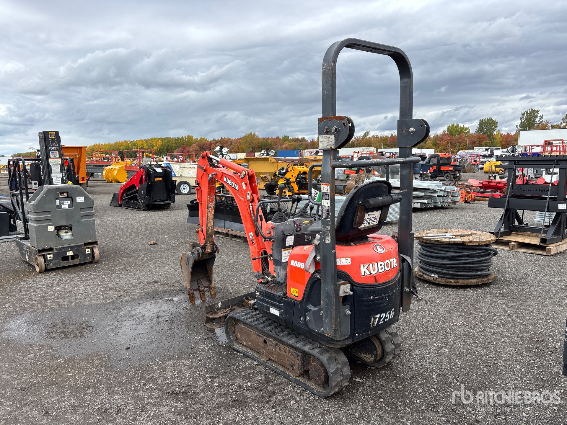 2020 Kubota K008-3