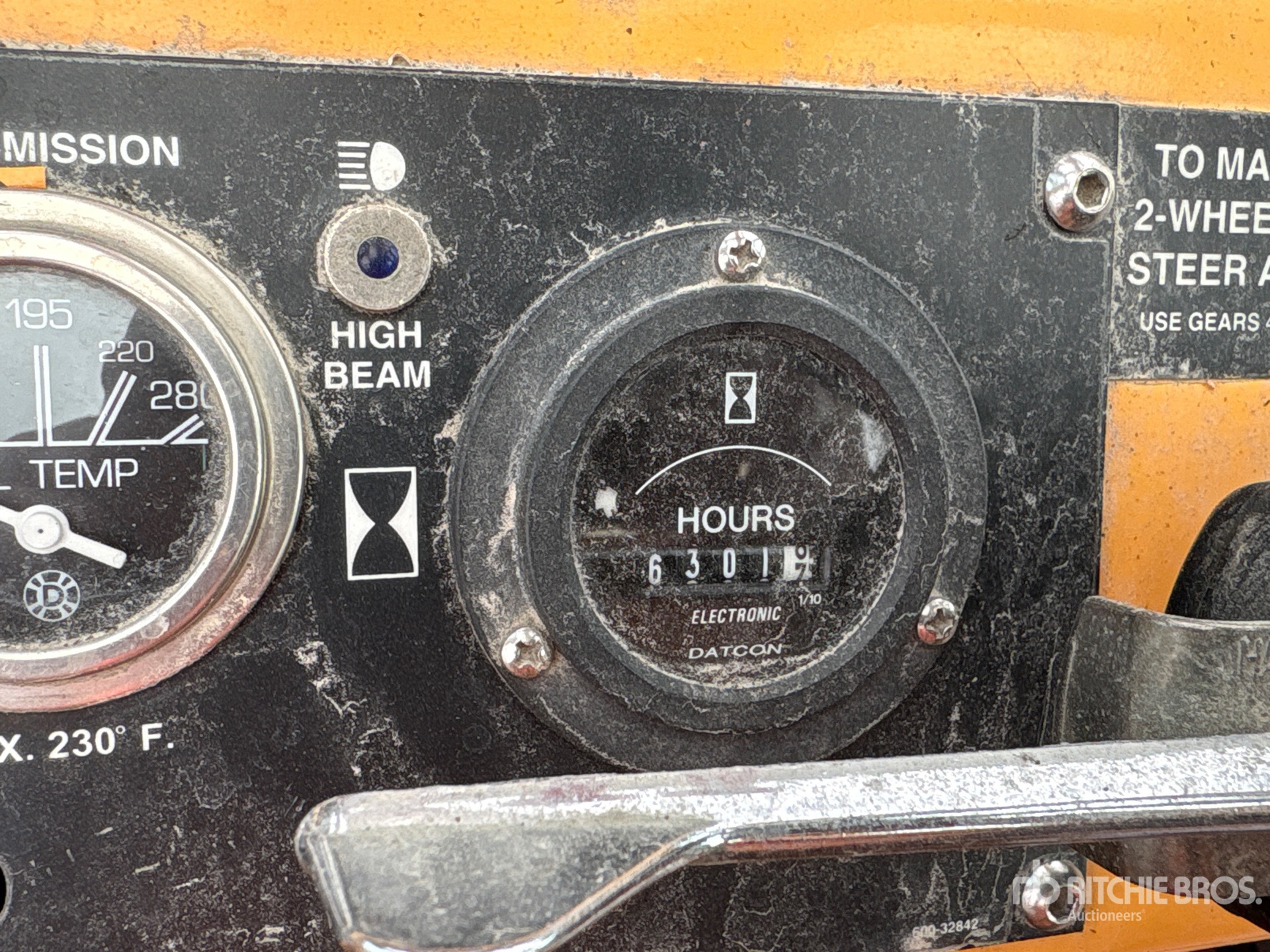 2013 Broderson RT-300-2G