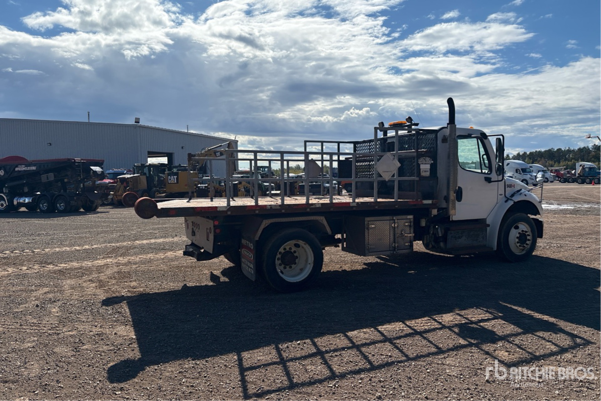 2017 Freightliner M2 106