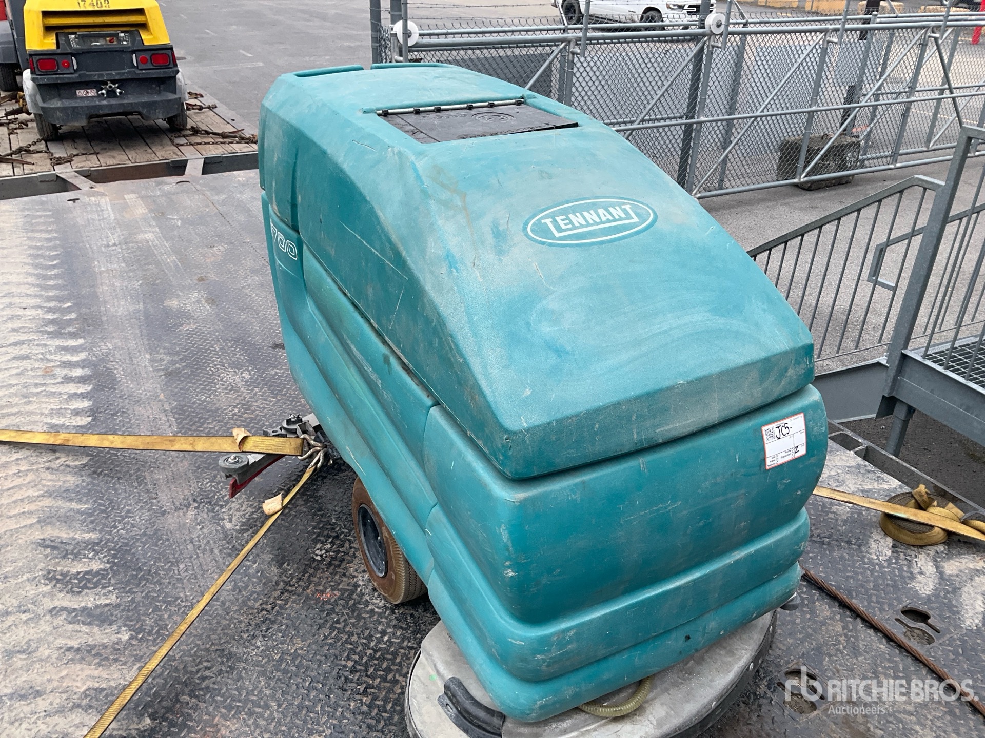 Tennant  5700