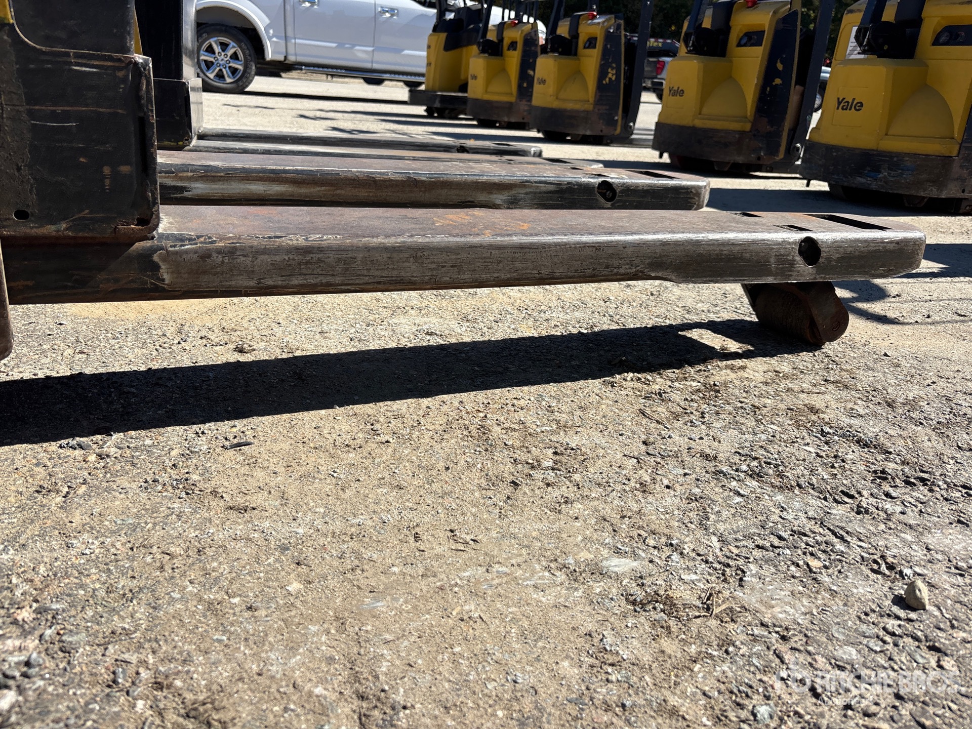2019 Yale MPB045