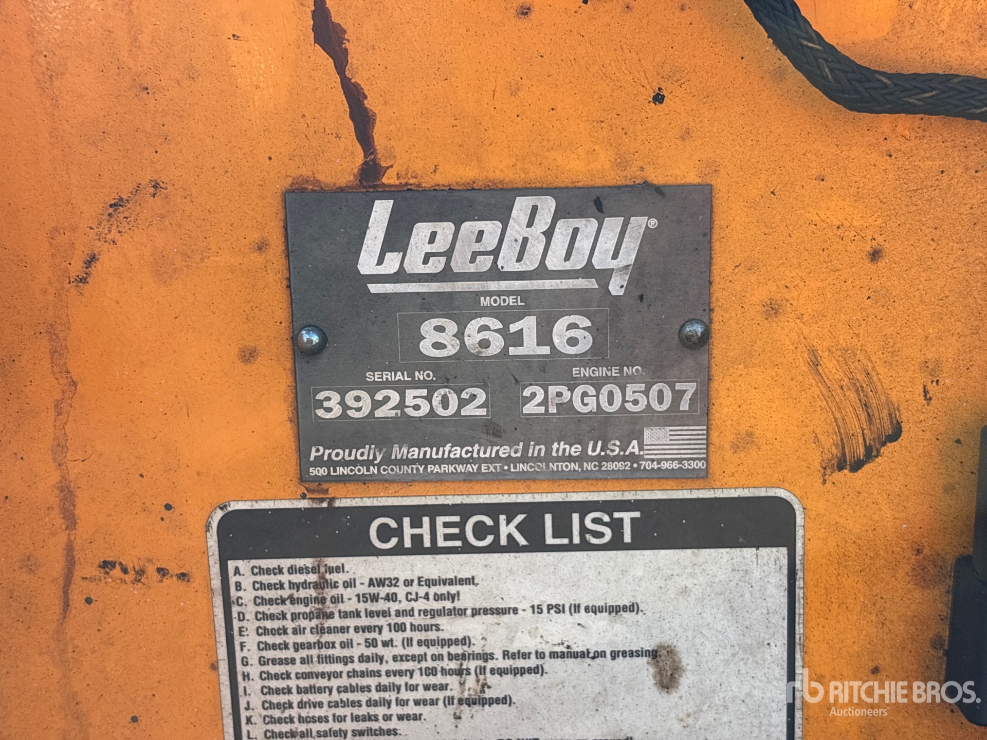 2023 Leeboy 8616