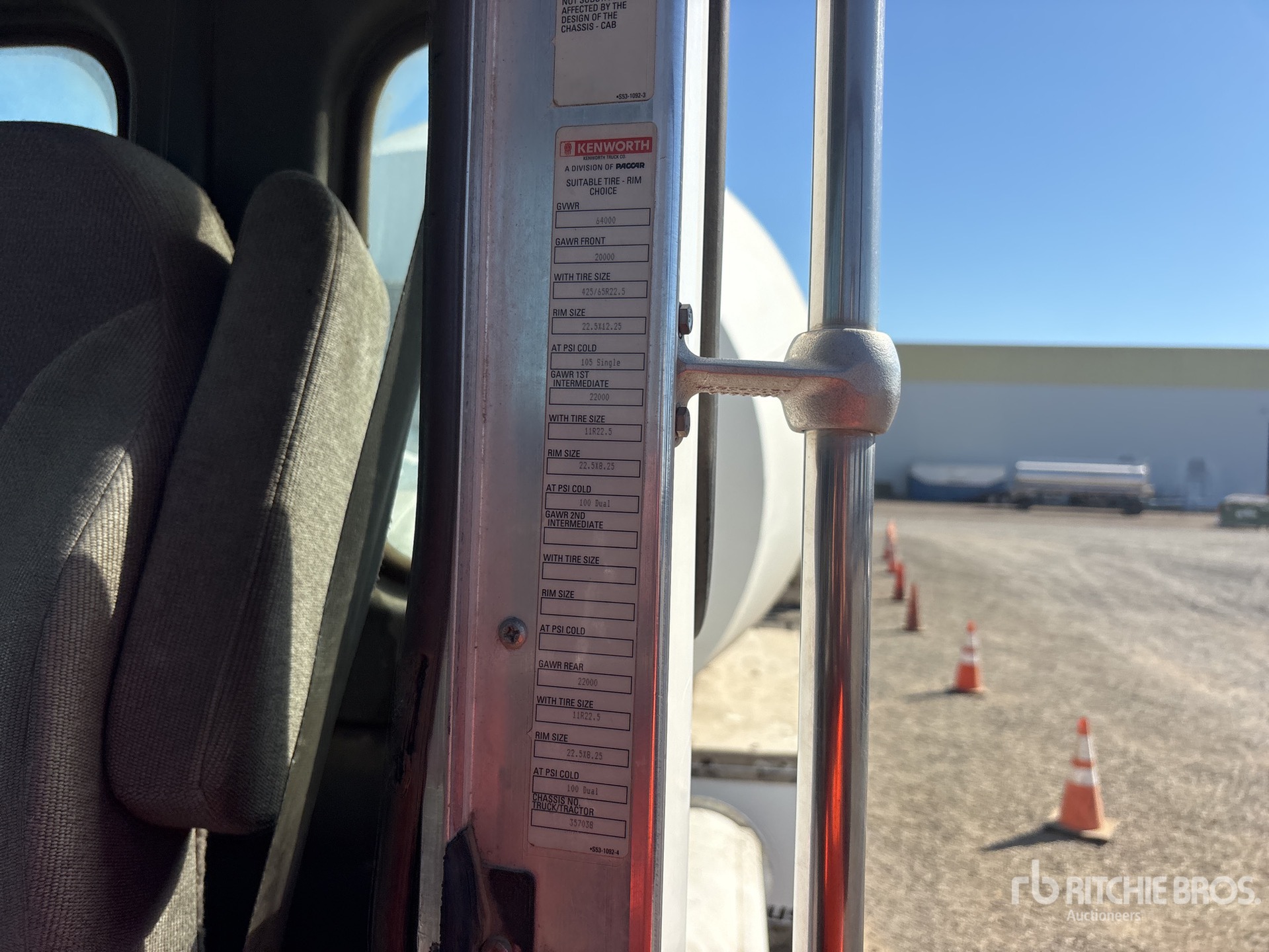 2013 Kenworth W900