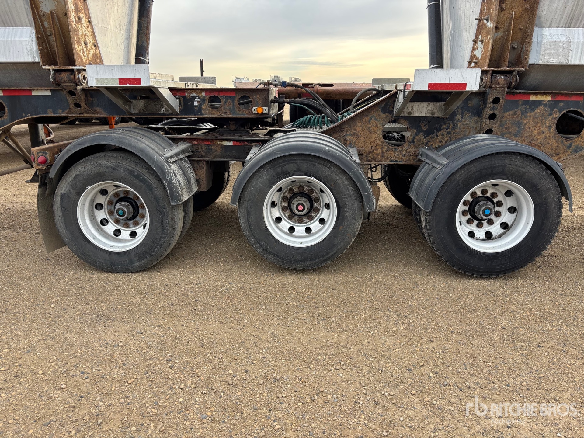 2009 K-Line 21 FT SUPER B-TRAIN LEAD