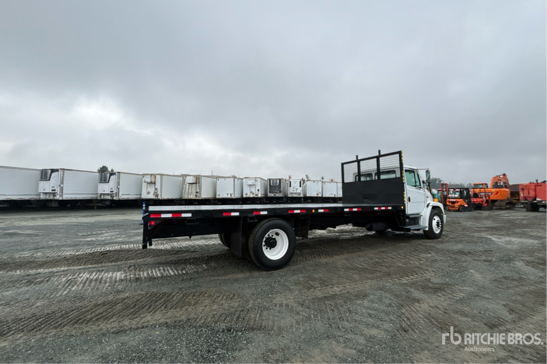1999 Freightliner FL 70