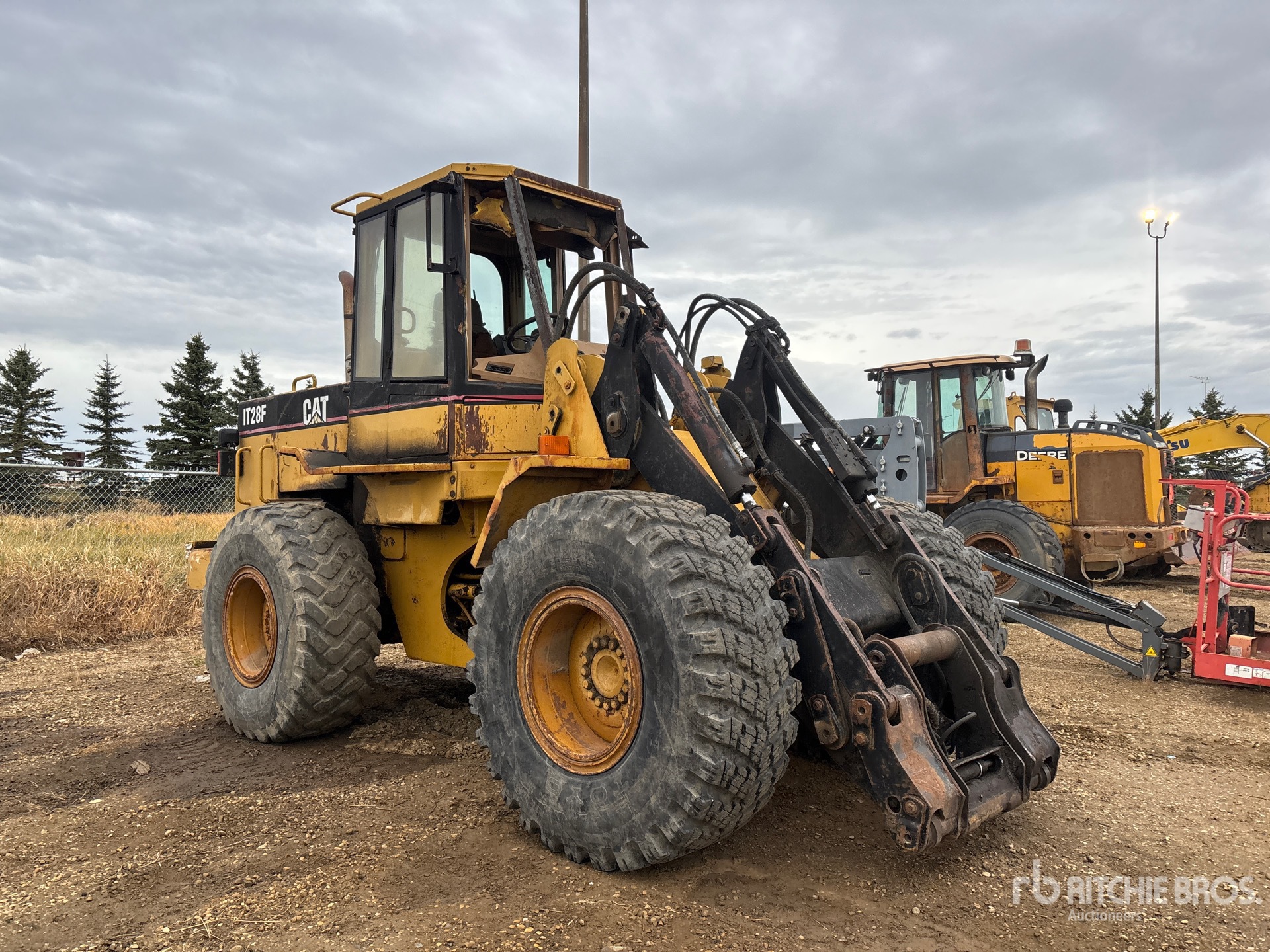 Caterpillar IT28F