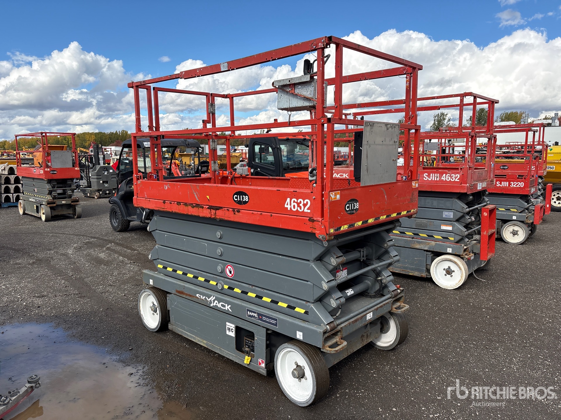 2017 Skyjack SJ4632