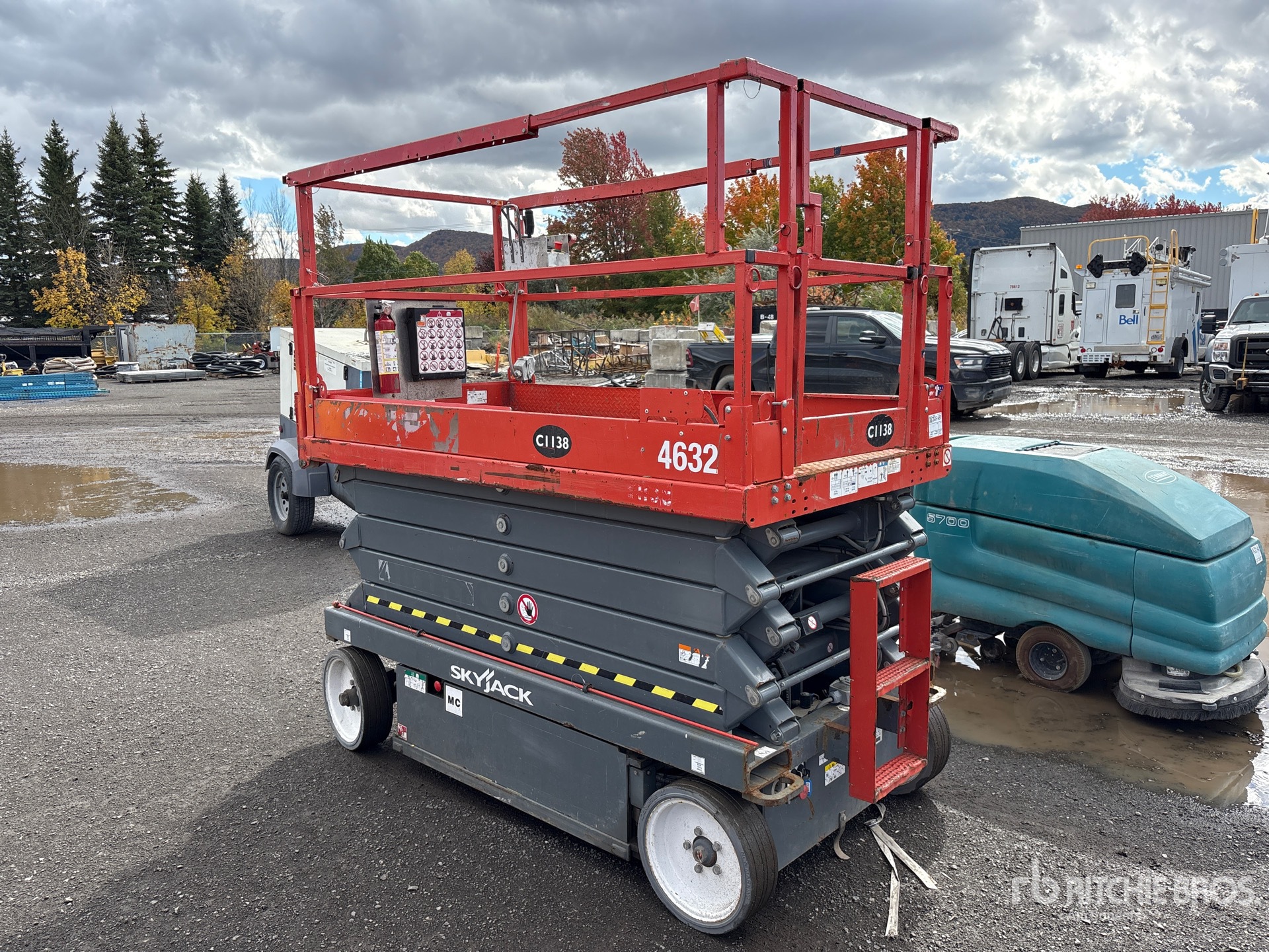 2017 Skyjack SJ4632