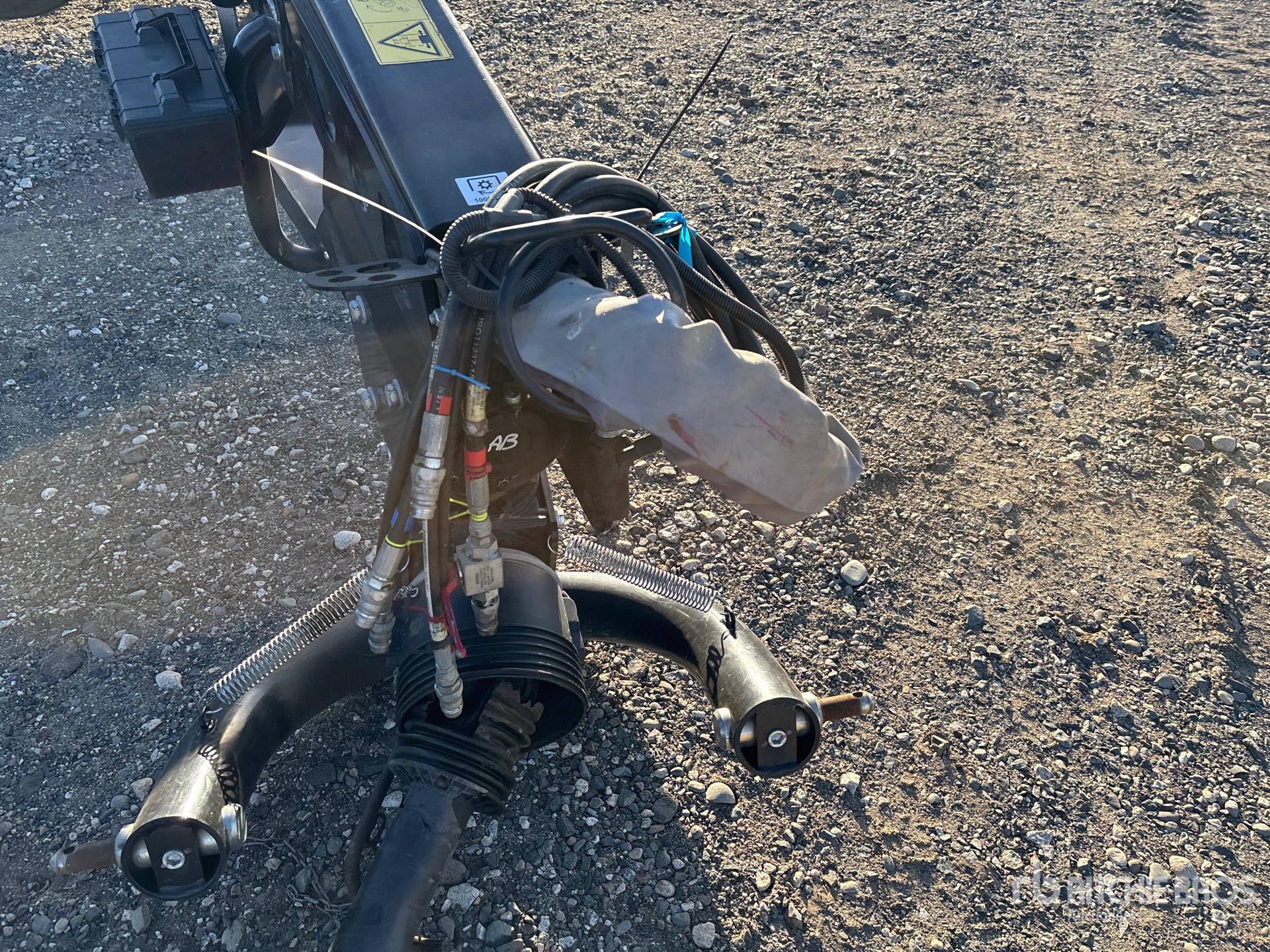 2023 Macdon R113PT