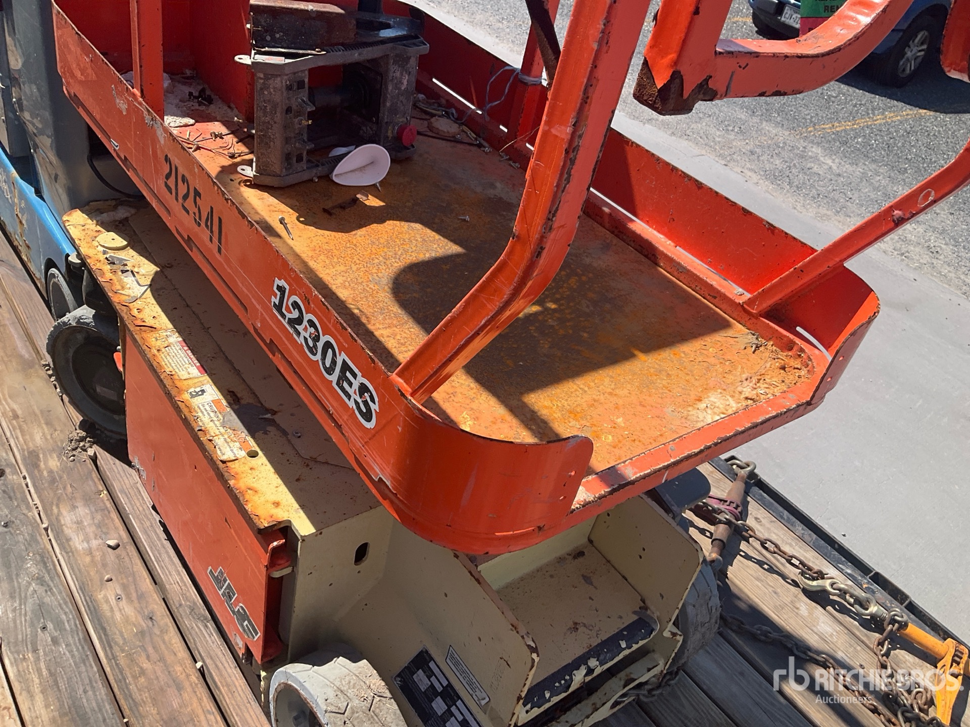 2018 JLG 1230ES