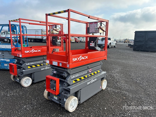 2012 Skyjack SJlll3219 Scissor Lift