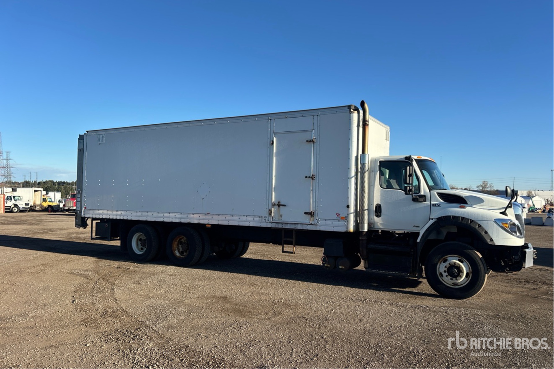 2020 International HV613