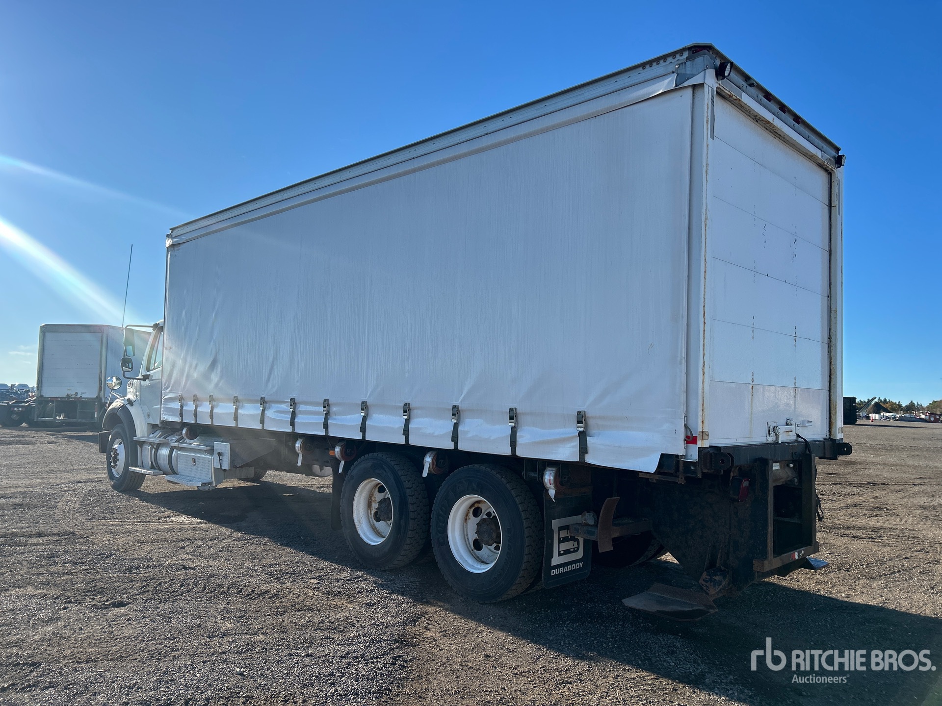 2018 Freightliner M2 112