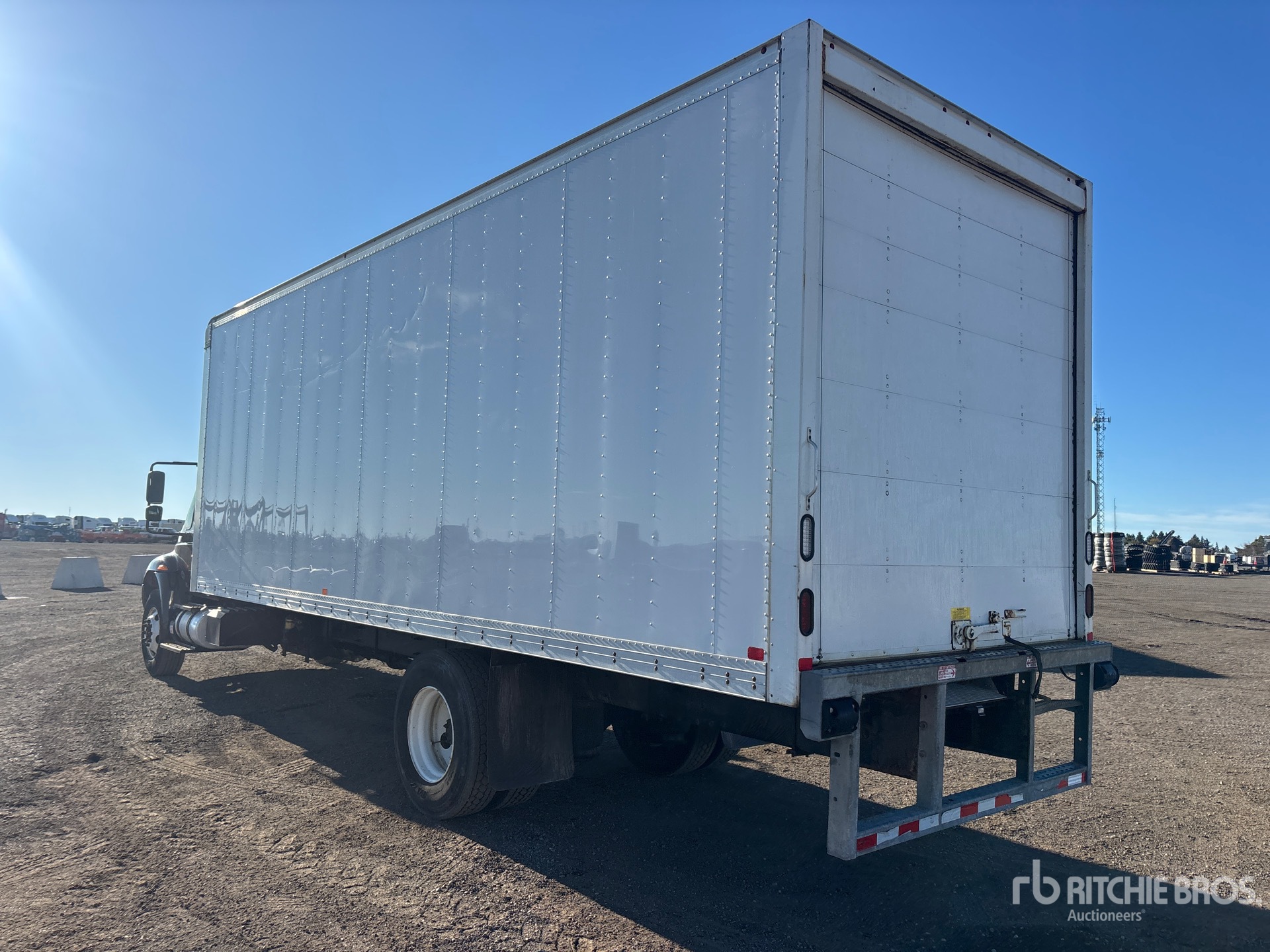 2019 International DURASTAR 4300