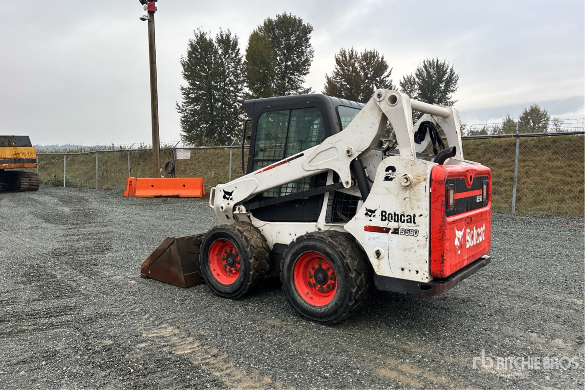 2016 Bobcat S590