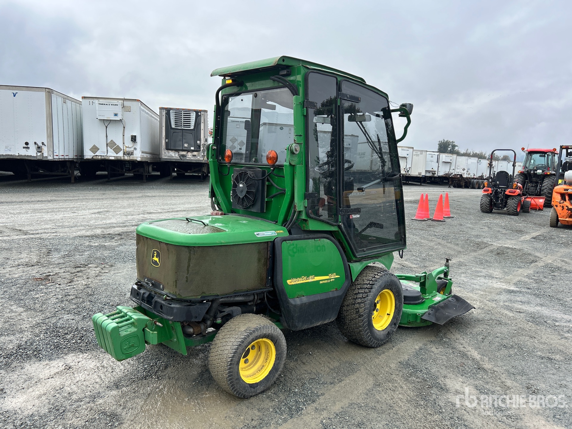 2014 John Deere 1545