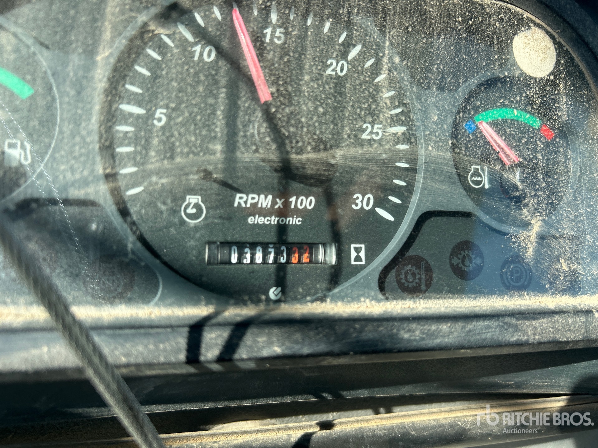2002 New Holland LB75B