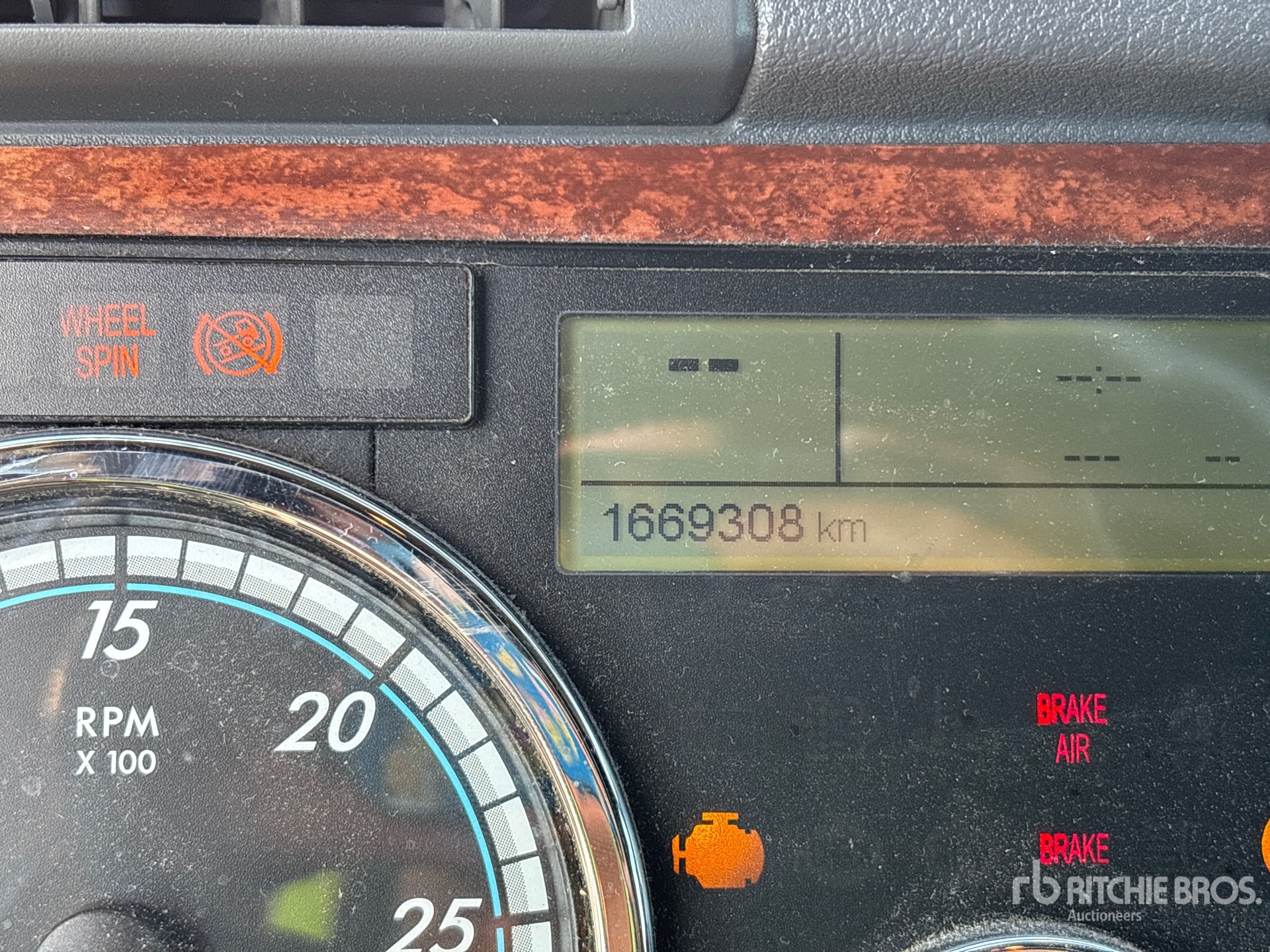 2016 Freightliner CASCADIA 125