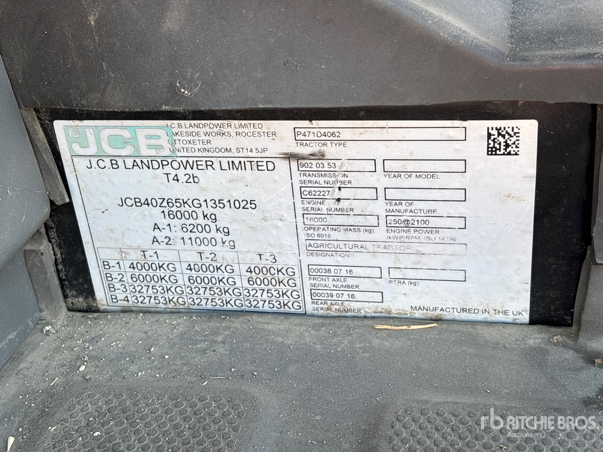 2016 JCB FASTRAC 8330