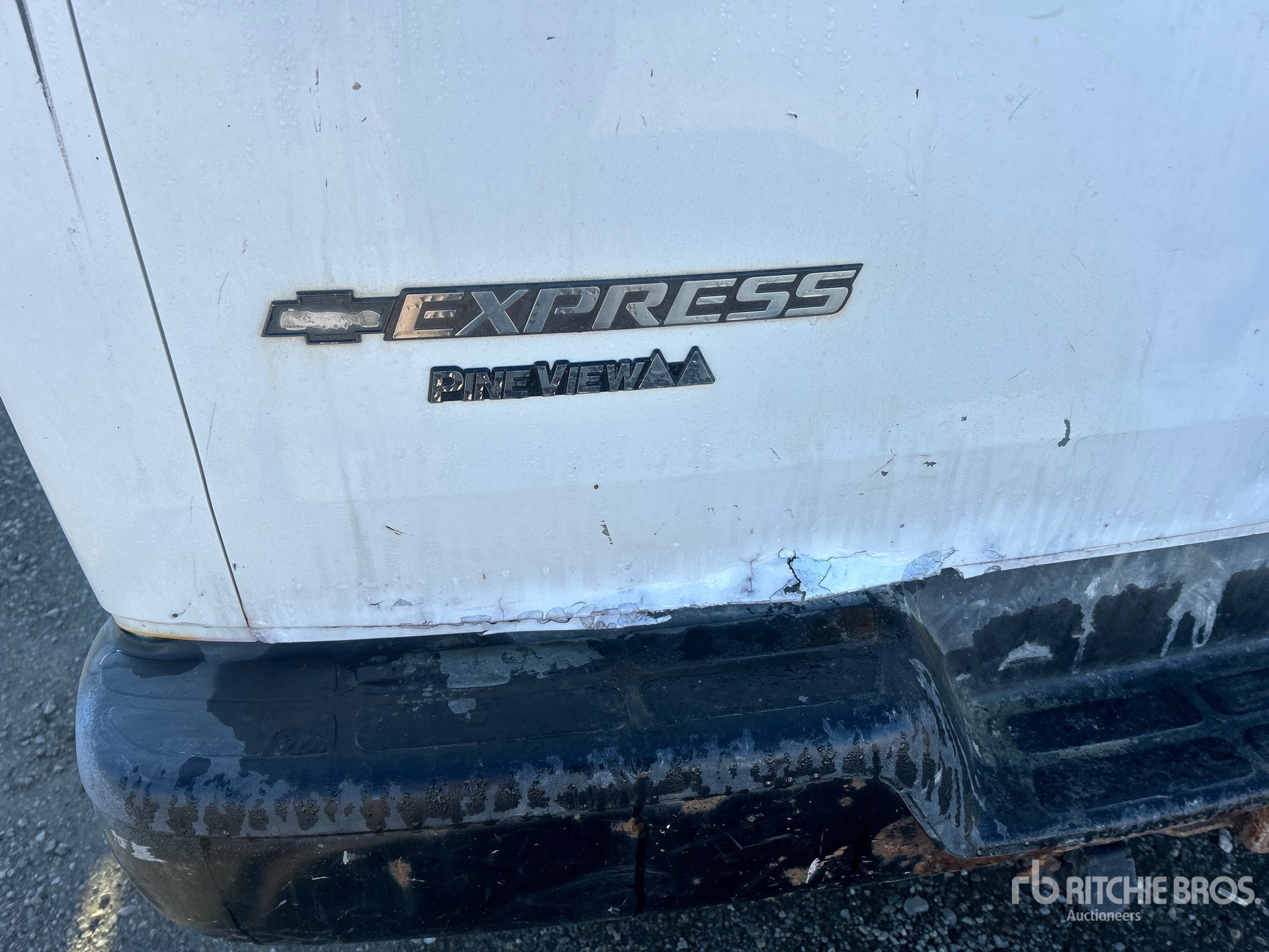 2010 Chevrolet EXPRESS 2500