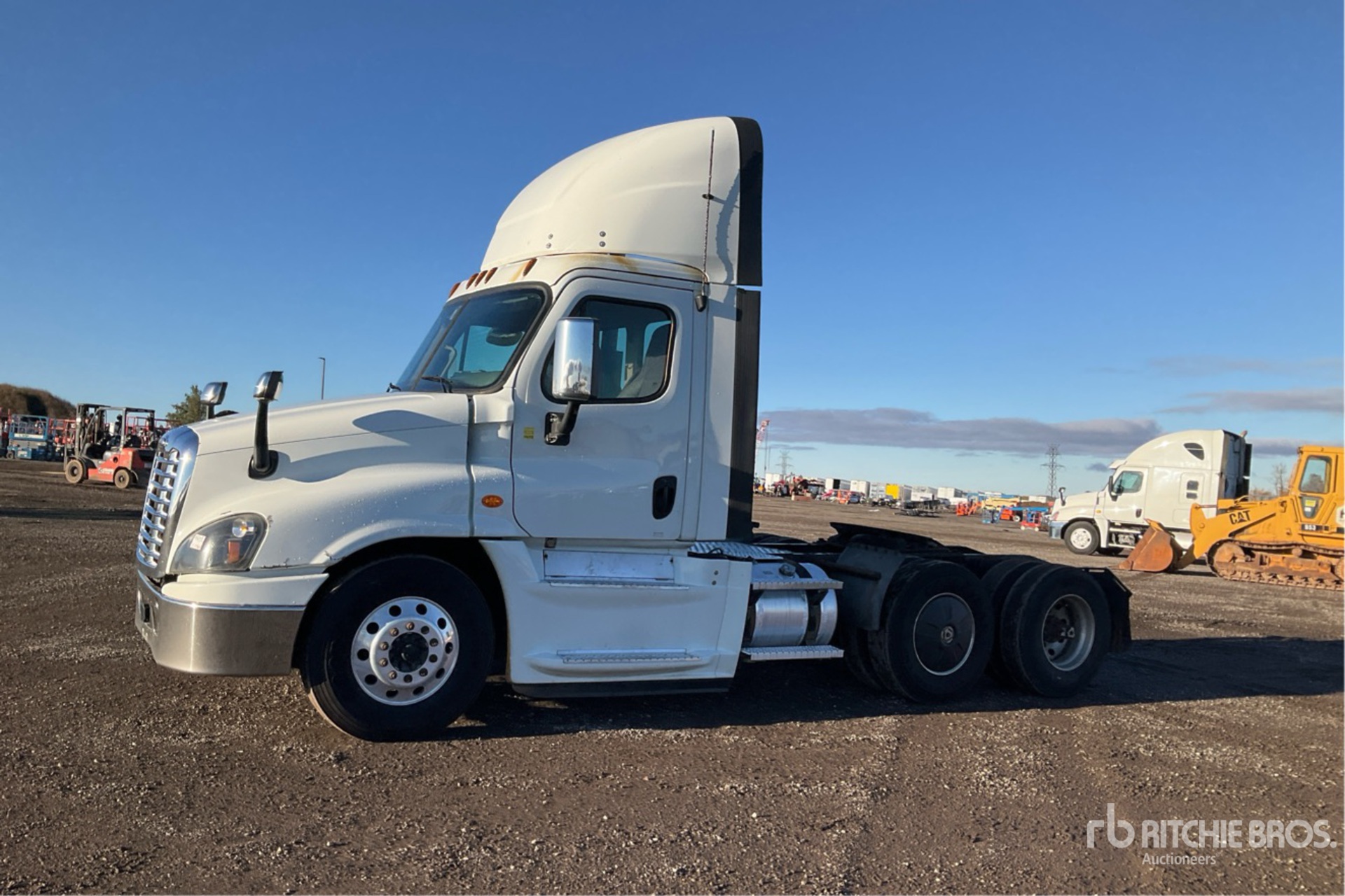 2020 Freightliner CASCADIA 125