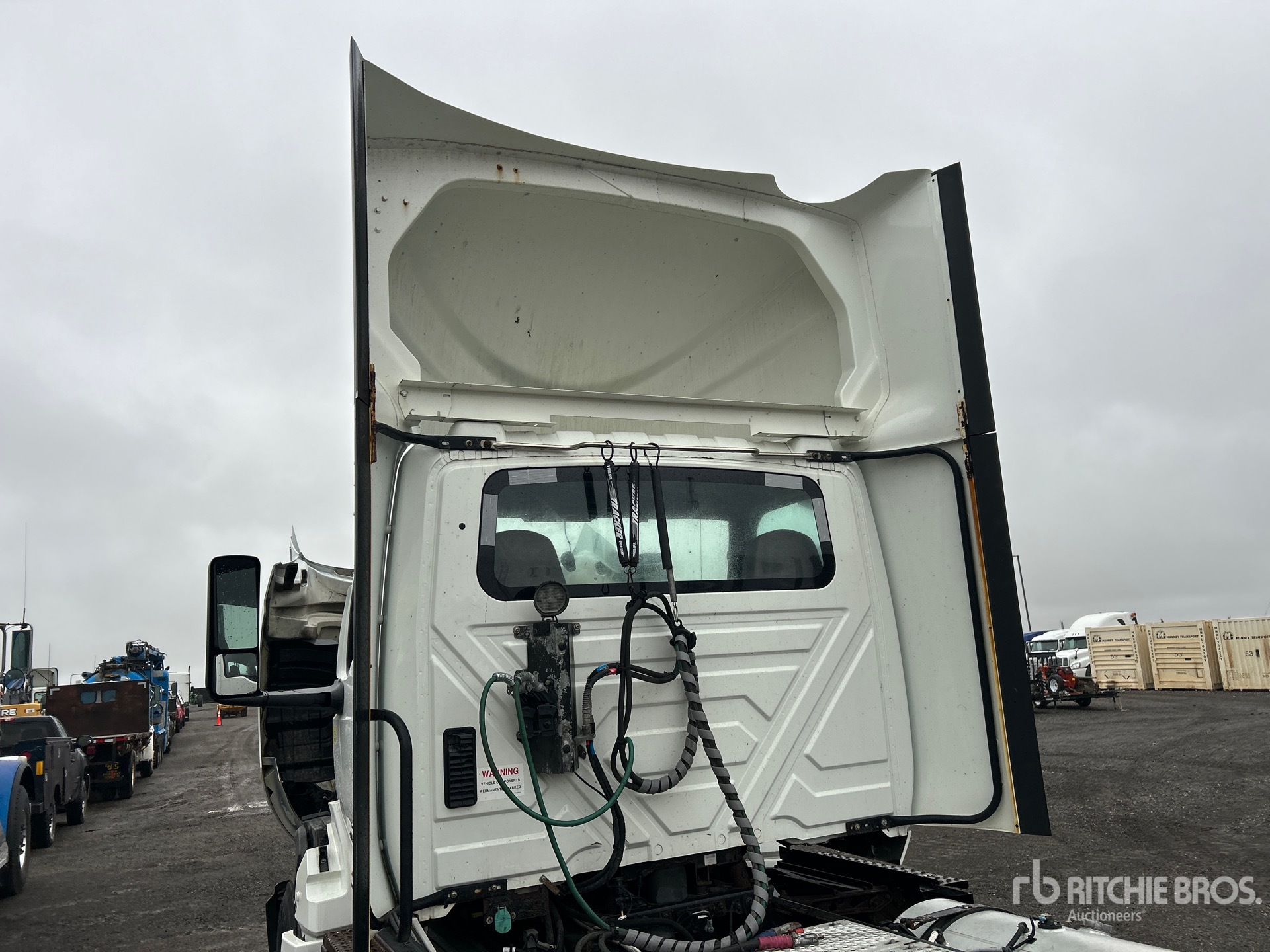 2019 International LT625