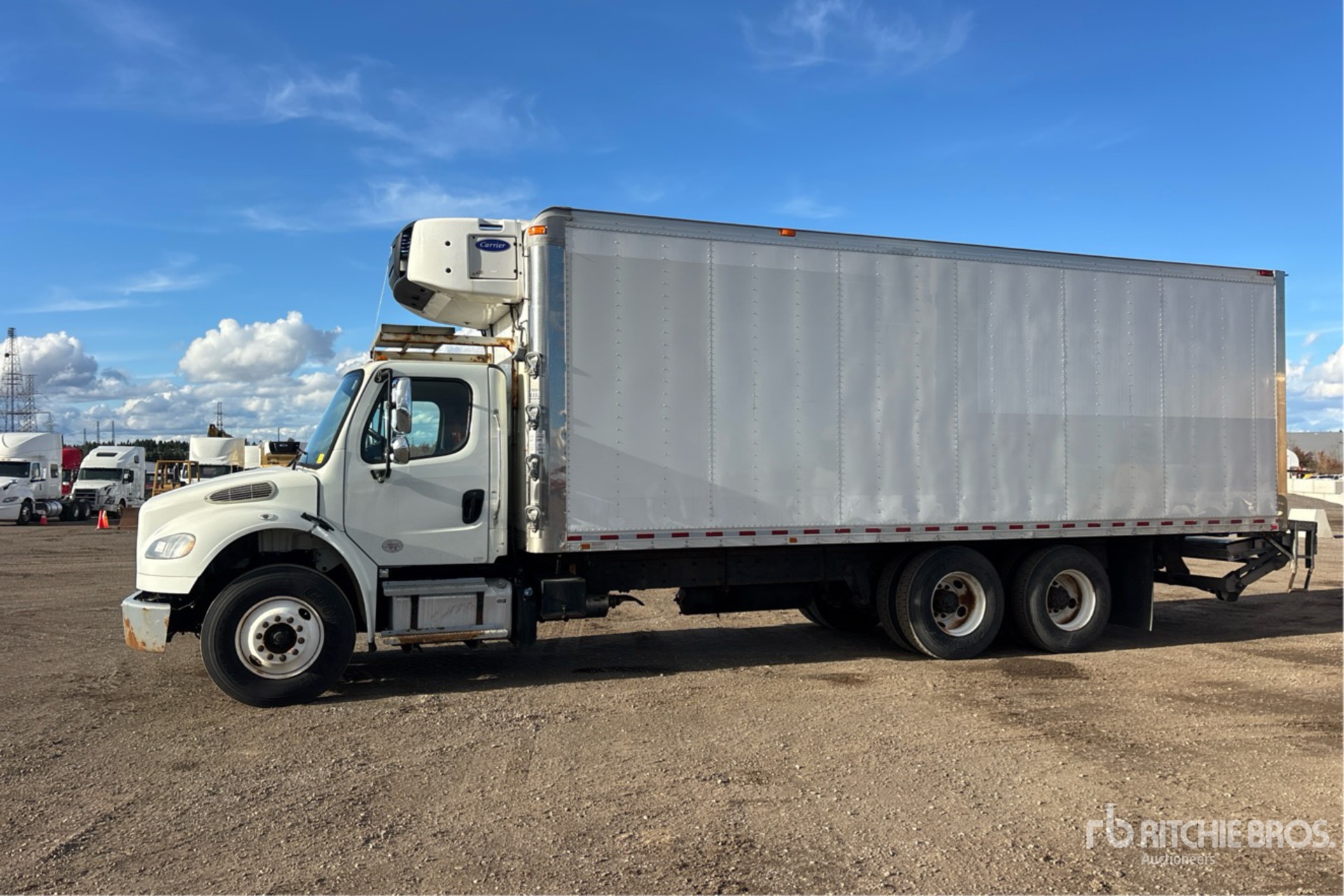 2019 Freightliner M2 106