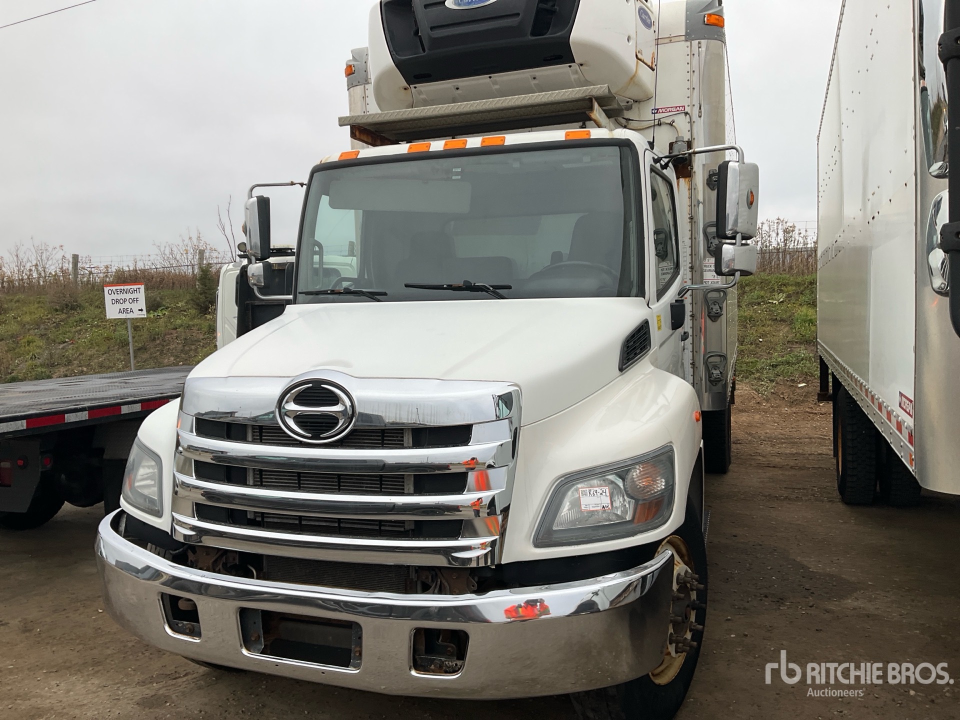 2017 Hino 338